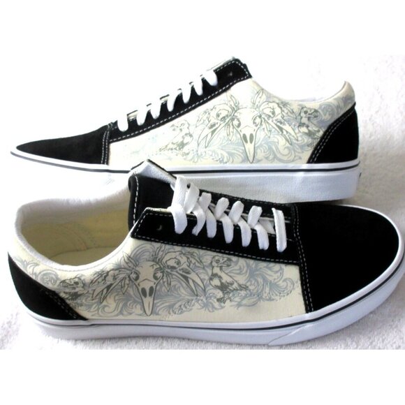 Vans Men's Old Skool Raven Skull Black True White Canvas Suede Shoes Sizes NIB - Picture 1 of 5